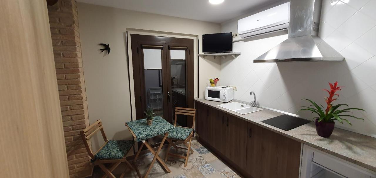 Apartamentos La Venta Del Rome Horta de Sant Joan Chambre photo